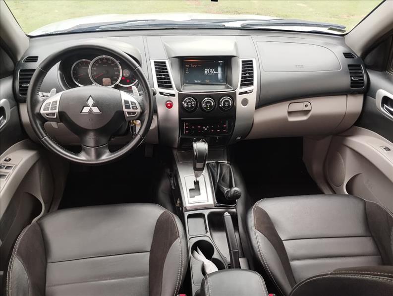  PAJERO  3.2 HPE 4X4 7 Lugares 16V Turbo Intercooler 9