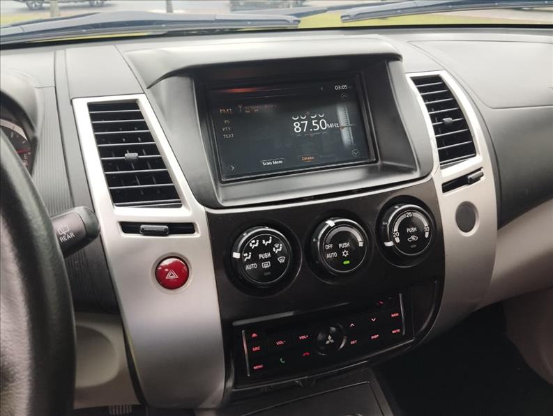  PAJERO  3.2 HPE 4X4 7 Lugares 16V Turbo Intercooler 12