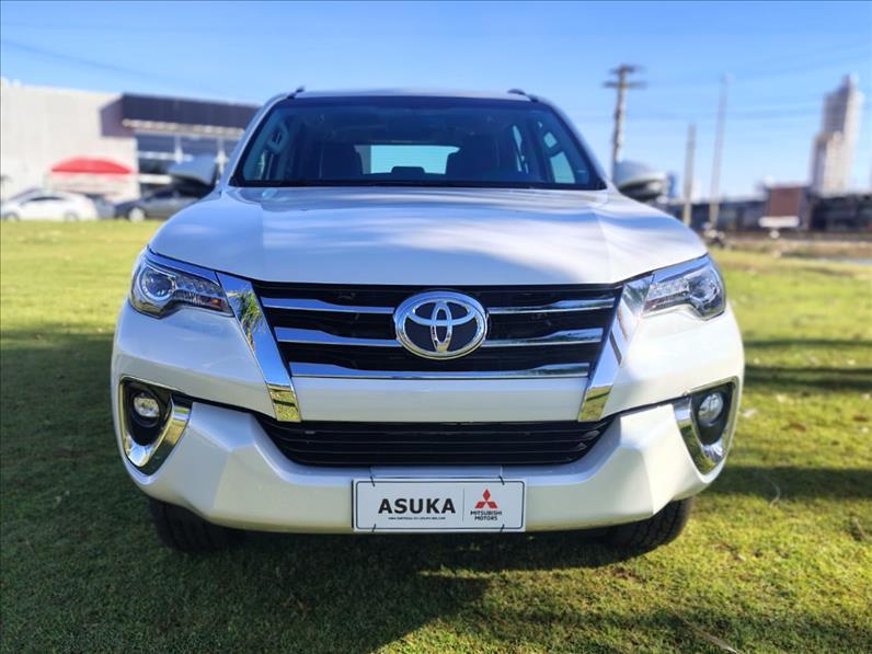  HILUX SW4  2.8 SRX 4X4 7 Lugares 16V Turbo Intercooler 5
