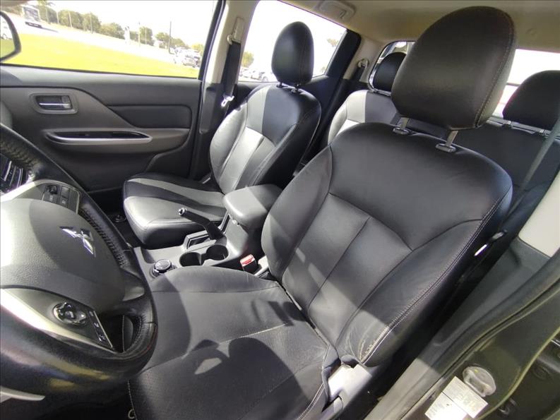 L200 TRITON  2.4 16V Turbo Sport HPE CD 4X4 6