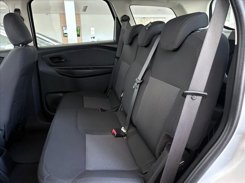  SPIN  1.8 Activ 8V 9