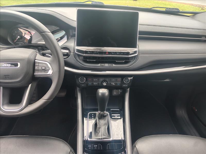  COMPASS  1.3 T270 Turbo Longitude 8