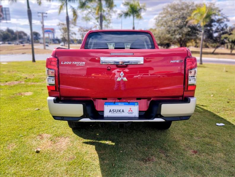  L200 TRITON  2.4 16V Turbo Sport Hpe-s CD 4X4 2