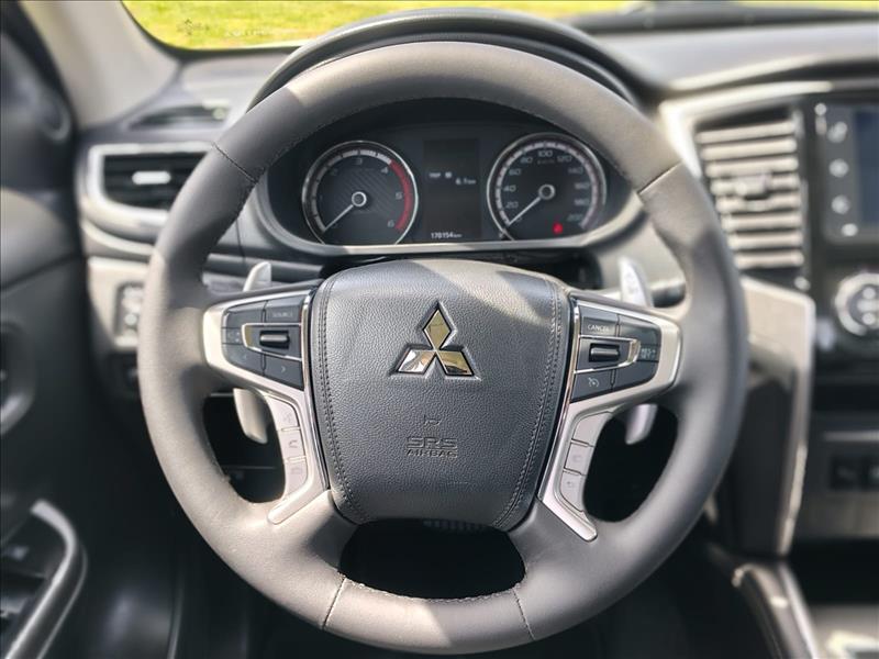  L200 TRITON  2.4 16V Turbo Sport Hpe-s CD 4X4 8