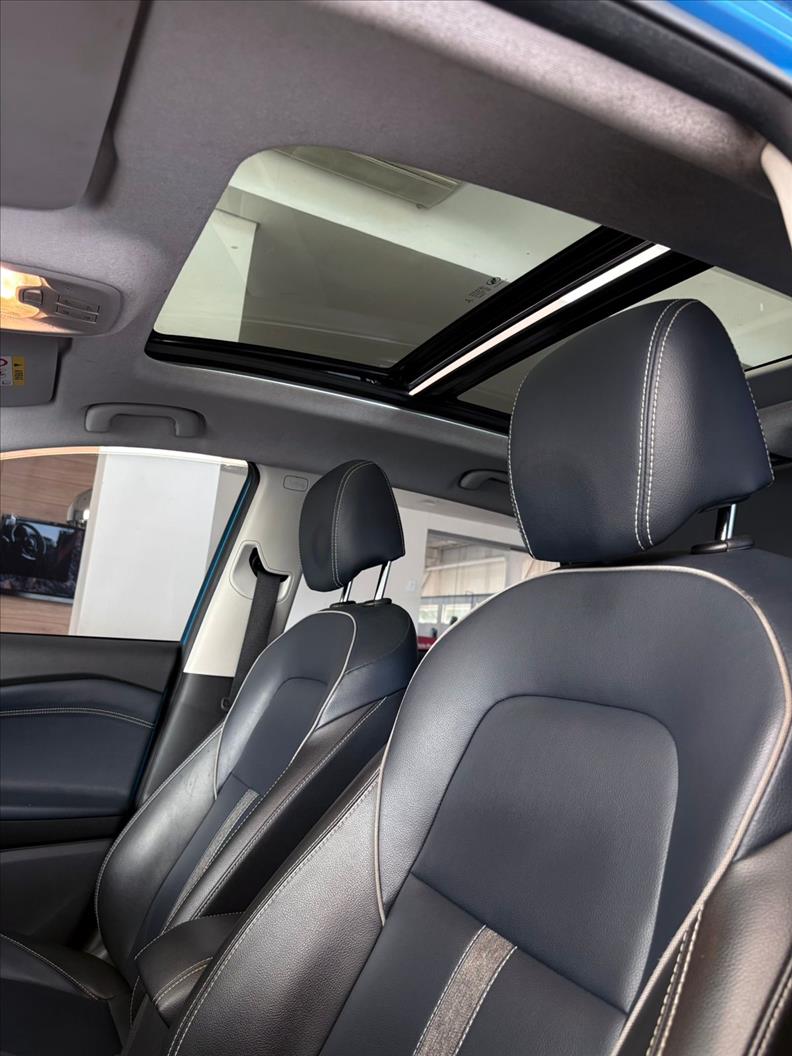  TRACKER  1.2 Turbo Premier 10