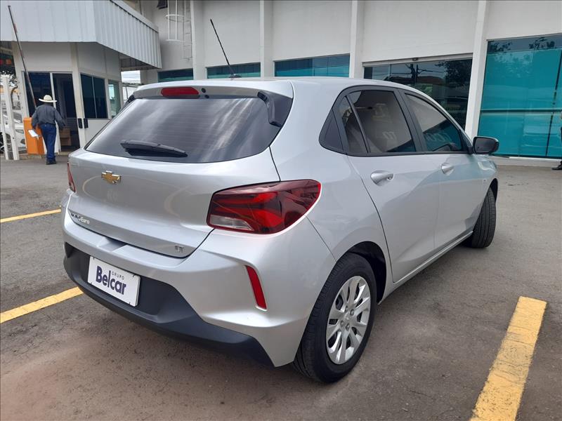  ONIX  1.0 LT 1