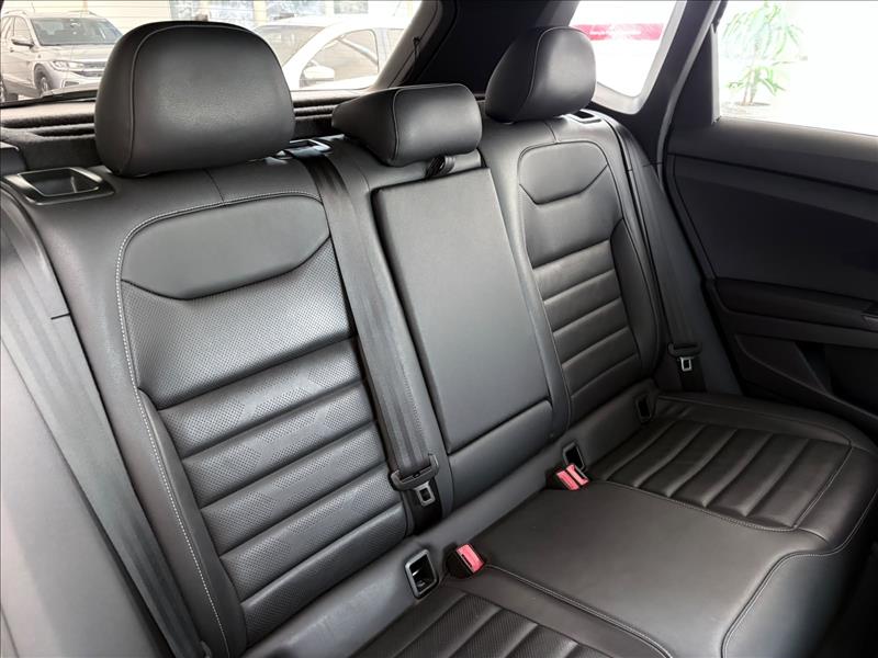  TAOS  1.4 250 TSI Highline 7