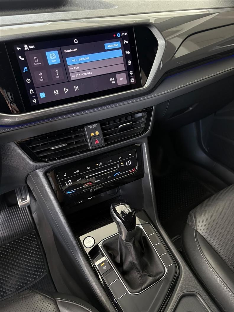 TAOS  1.4 250 TSI Highline 13