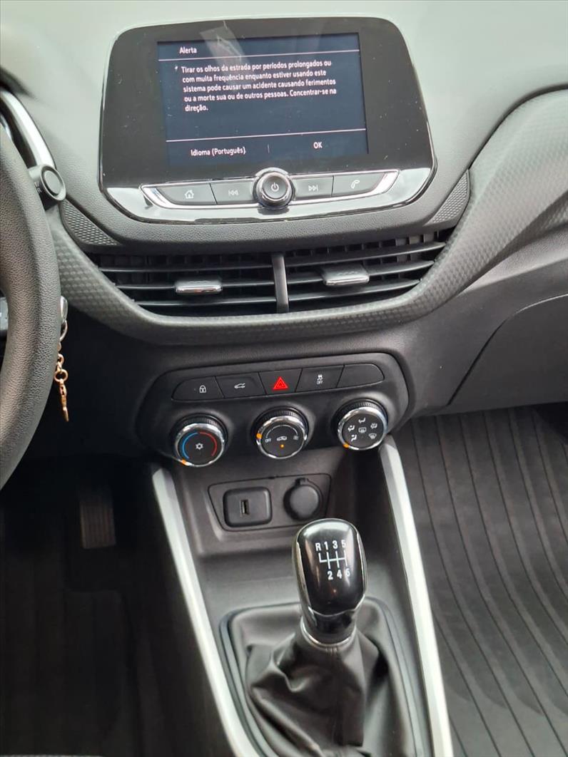  ONIX  1.0 Plus LT 10