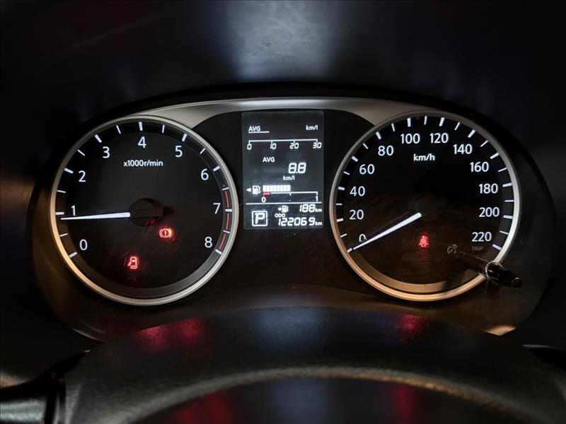  KICKS  1.6 16vstart Active 13