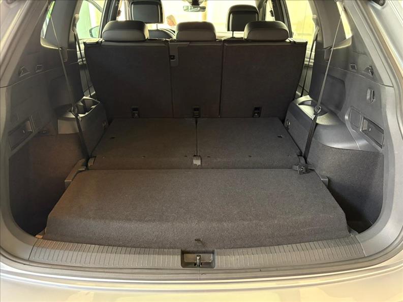 TIGUAN 2.0 350 TSI Allspace R-line 4motion TIGUAN 2.0 350 TSI Allspace R-line 4motion