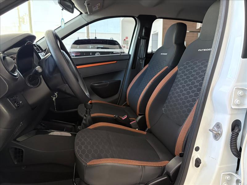  KWID  1.0 12V SCE Outsider 8