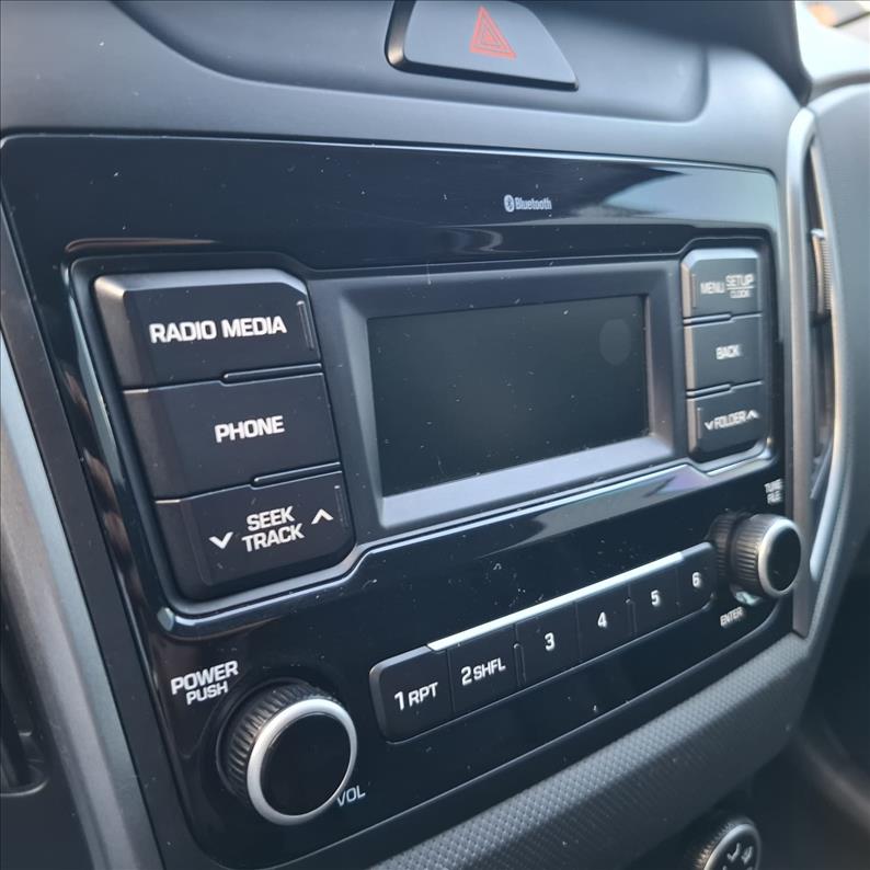 CRETA 1.6 16V Action CRETA 1.6 16V Action