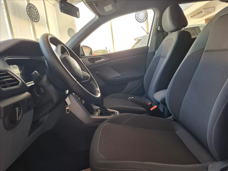 T-CROSS 1.0 200 TSI T-CROSS 1.0 200 TSI
