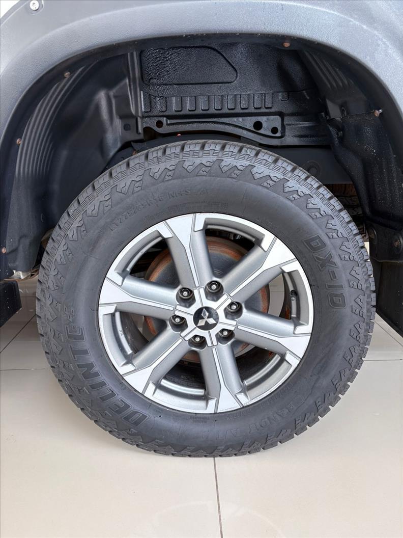  L200 TRITON  2.4 16V Turbo Sport HPE CD 4X4 16