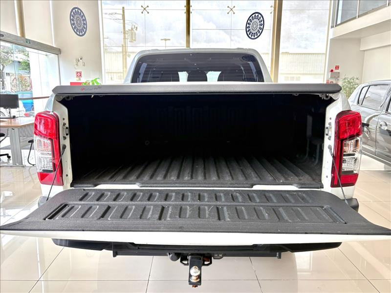  L200 TRITON  2.4 16V Turbo Sport HPE CD 4X4 14