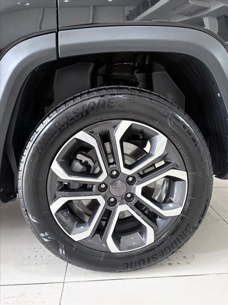  COMMANDER  1.3 T270 Turbo Limited 17