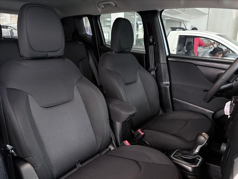  RENEGADE  2.0 16V Turbo Moab 4X4 6