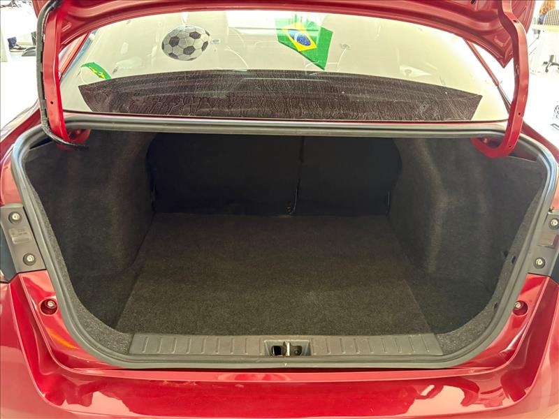  VERSA  1.6 16V Exclusive 14