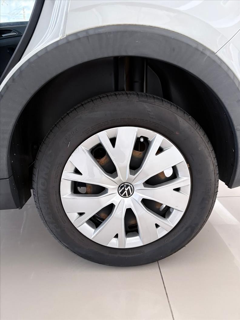  T-CROSS  1.0 200 TSI Sense 17