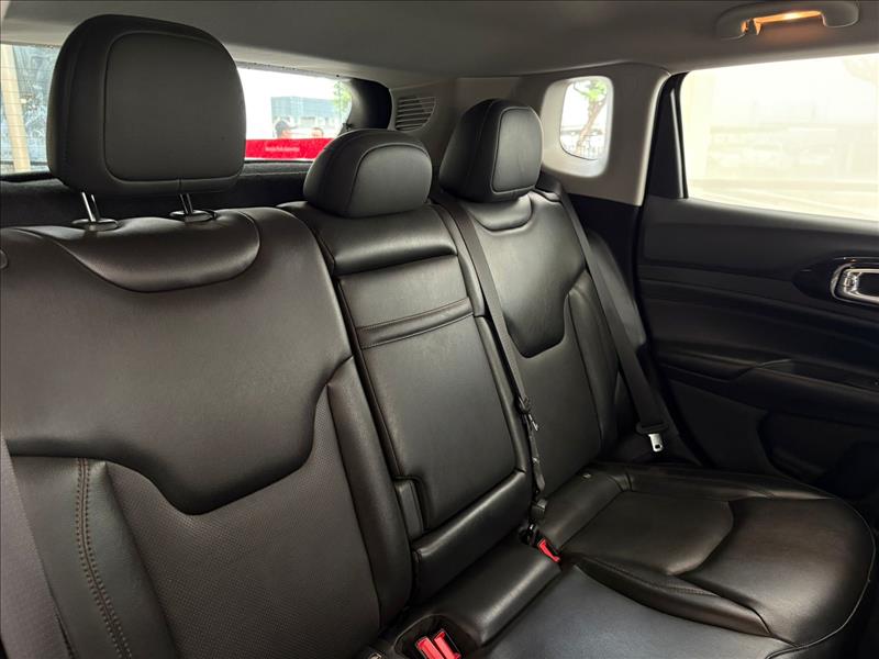  COMPASS  1.3 T270 Turbo Limited 7
