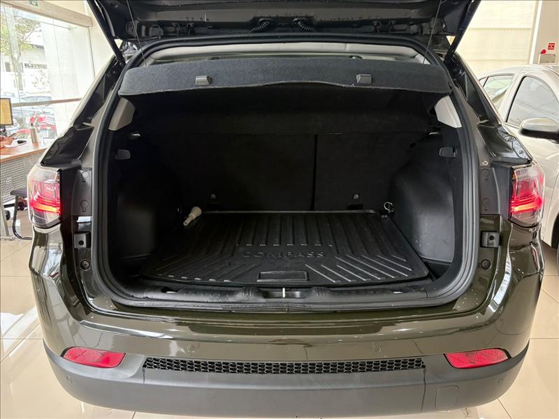  COMPASS  1.3 T270 Turbo Limited 14