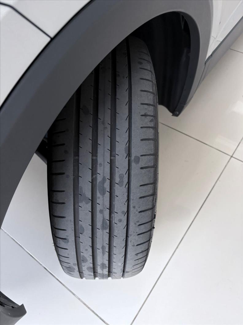  T-CROSS  1.0 200 TSI Sense 16