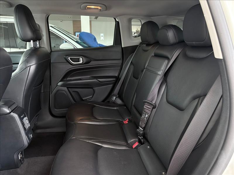  COMPASS  1.3 T270 Turbo Longitude 9