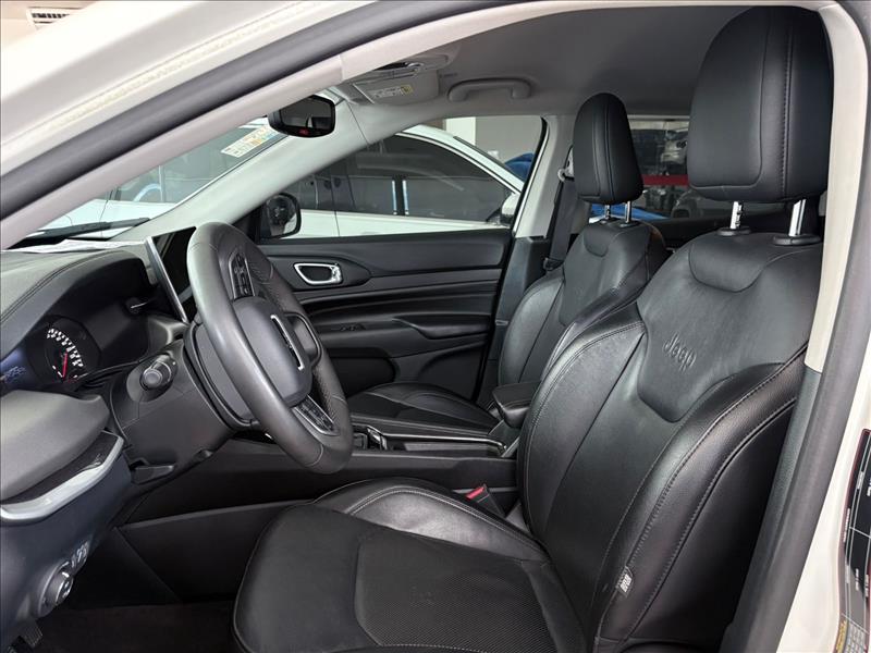  COMPASS  1.3 T270 Turbo Longitude 8