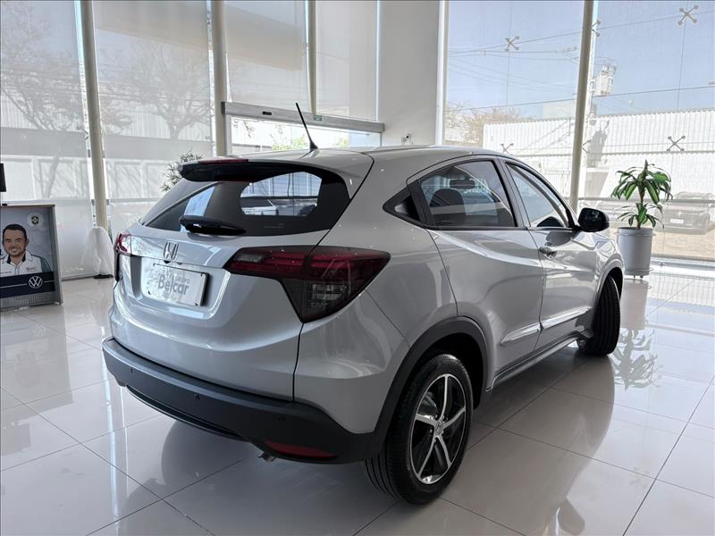  HR-V  1.8 16V LX 1