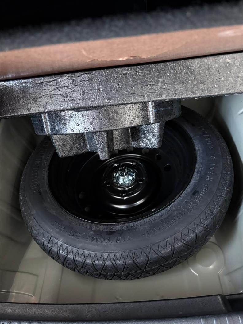  HR-V  1.8 16V LX 15