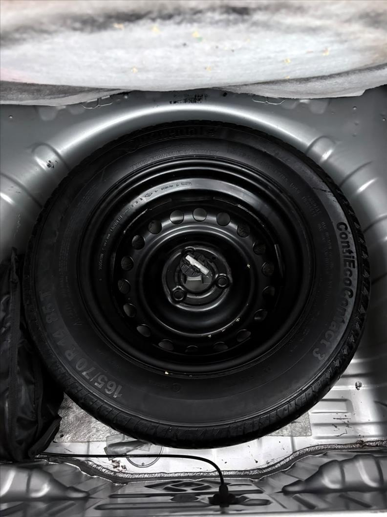  KWID  1.0 12V SCE ZEN 15