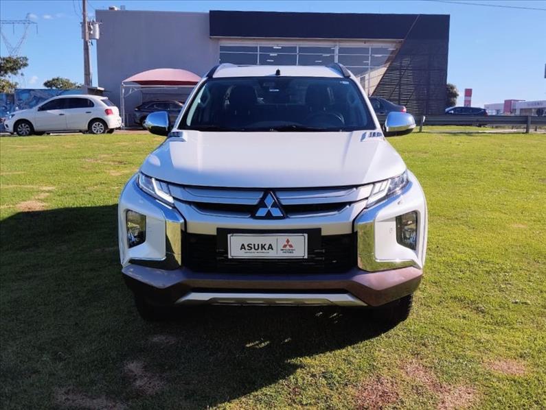  L200 TRITON  2.4 16V Turbo Sport Hpe-s Terra CD 4X4 5