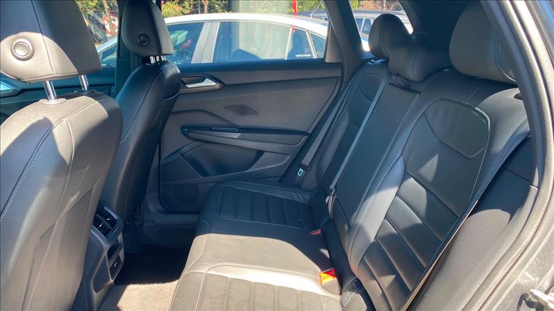  TAOS  1.4 250 TSI Highline 7