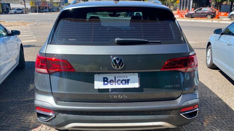  TAOS  1.4 250 TSI Highline 2