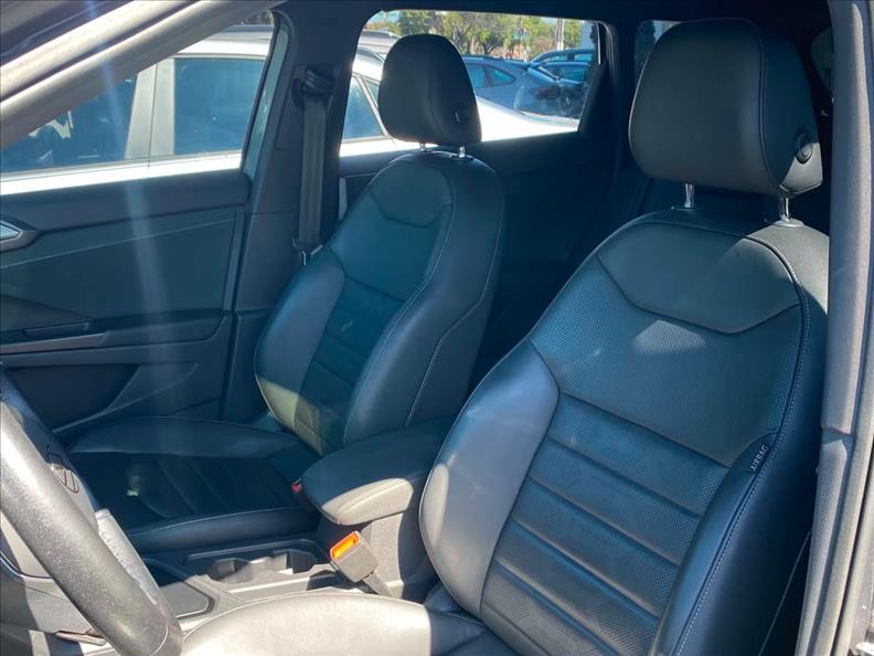  TAOS  1.4 250 TSI Highline 6