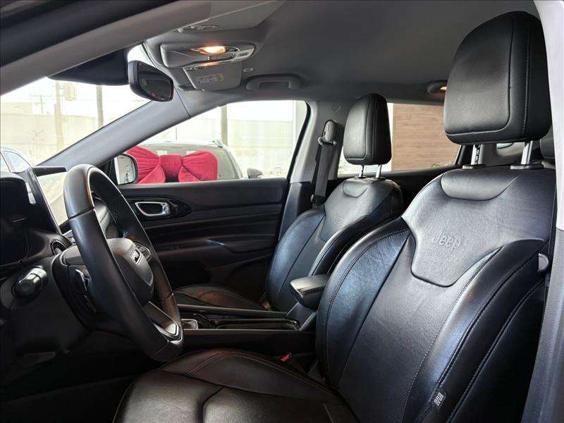  COMPASS  1.3 T270 Turbo Limited 6