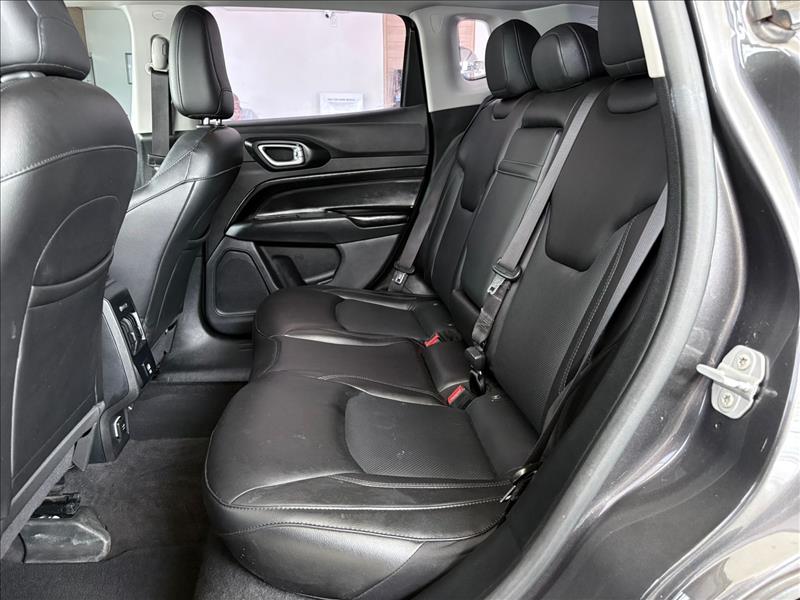  COMPASS  1.3 T270 Turbo Longitude 9