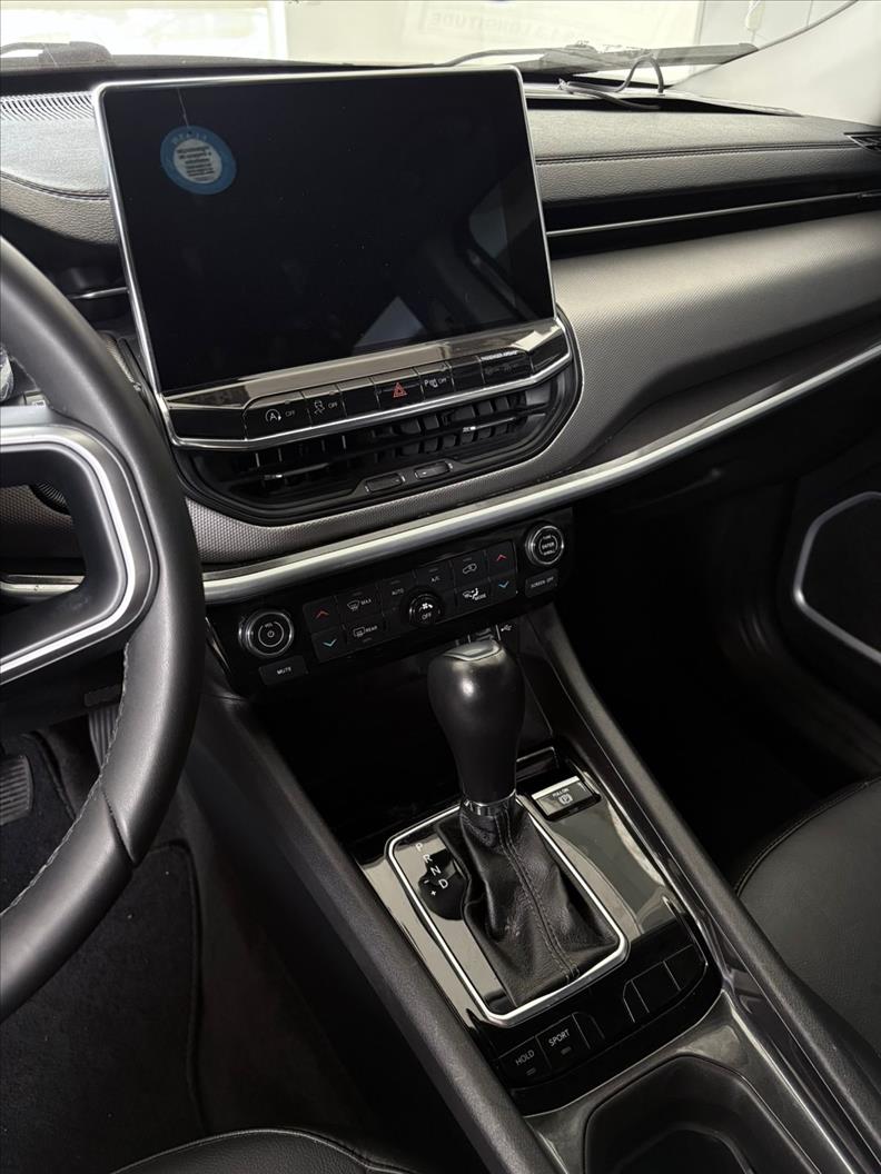  COMPASS  1.3 T270 Turbo Longitude 12