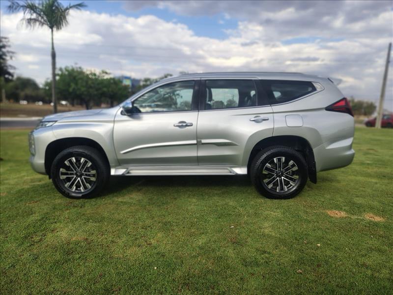  PAJERO SPORT  2.4 16V Mivec Turbo Hpe-s AWD 3