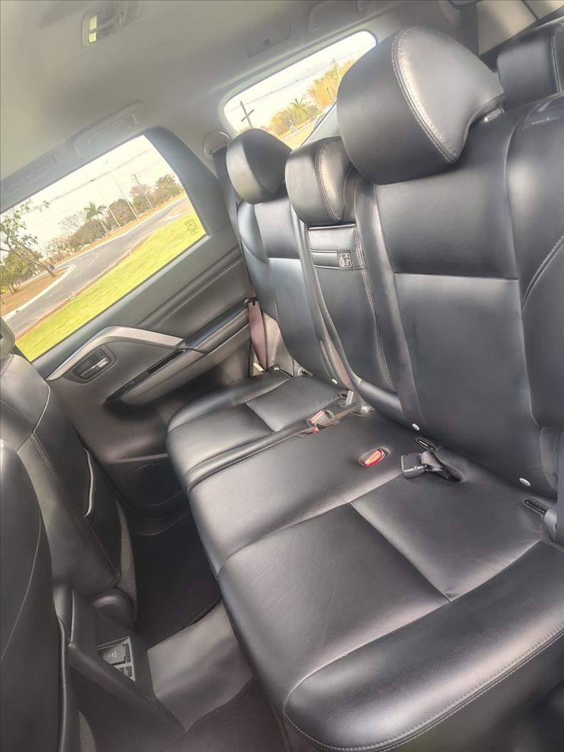  PAJERO SPORT  2.4 16V Mivec Turbo Hpe-s AWD 8