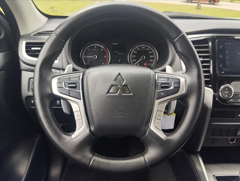  L200 TRITON  2.4 16V Turbo Sport HPE CD 4X4 10