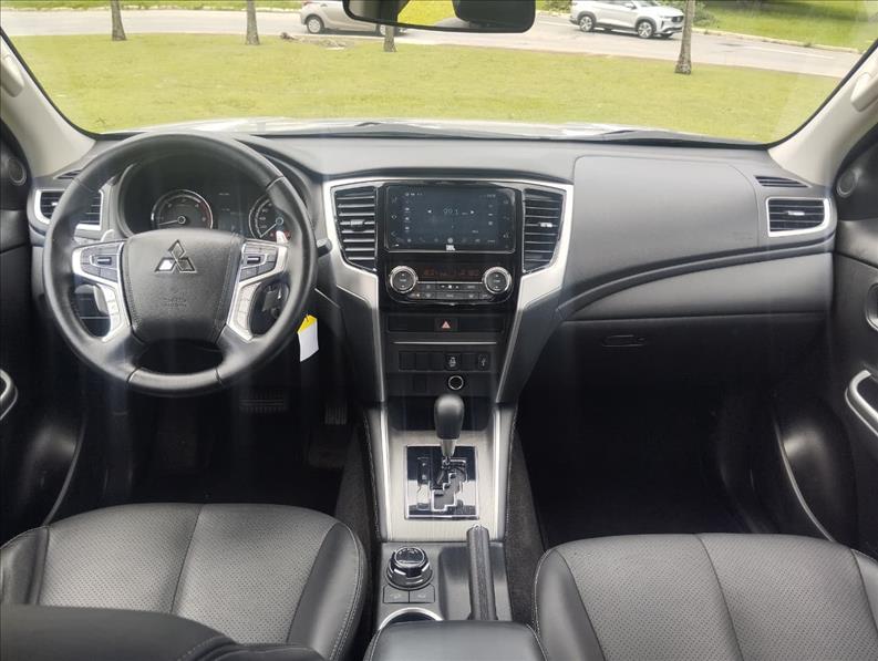  L200 TRITON  2.4 16V Turbo Sport HPE CD 4X4 8