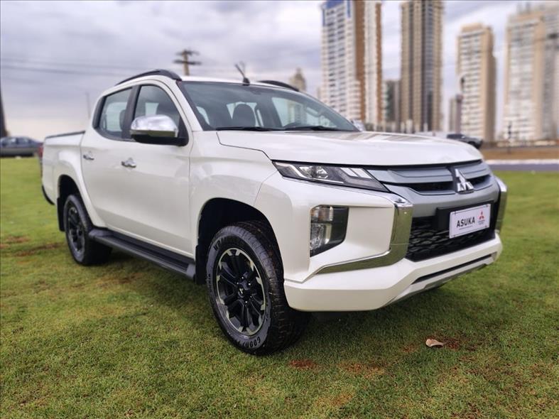  L200 TRITON  2.4 16V Turbo Sport HPE CD 4X4 0