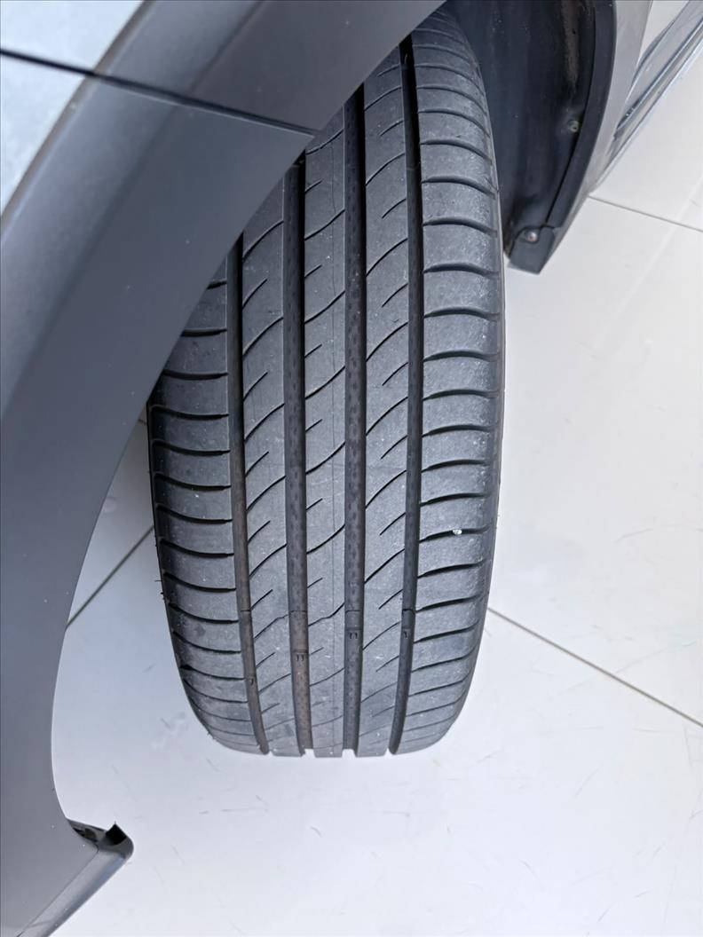  NIVUS  1.0 200 TSI Highline 15