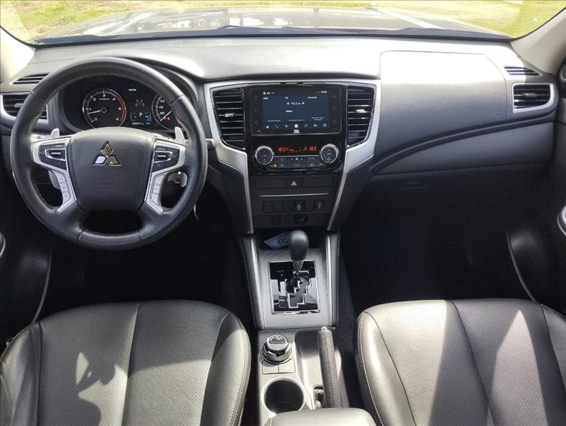  L200 TRITON  2.4 16V Turbo Sport HPE CD 4X4 9
