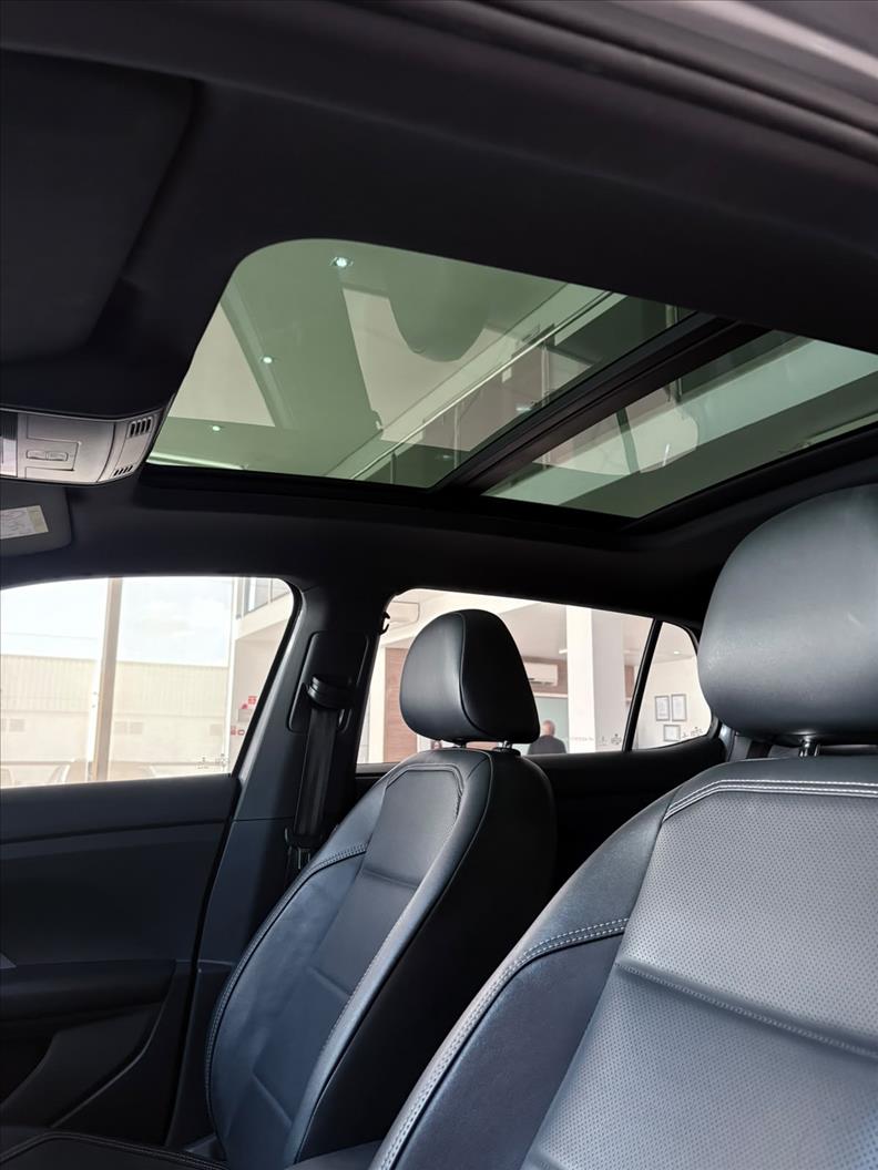  T-CROSS  1.0 200 TSI Comfortline 10