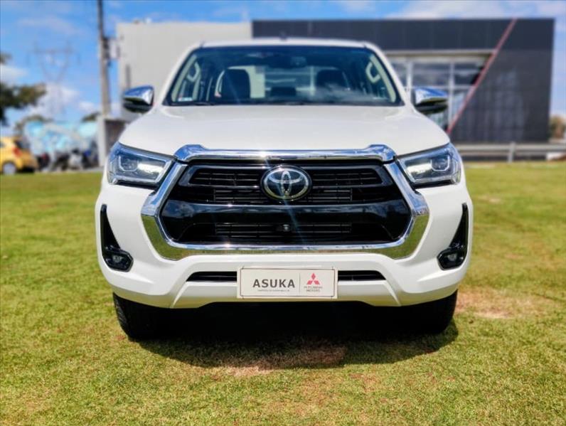  HILUX  2.8 D-4d Turbo CD SRX 4X4 5
