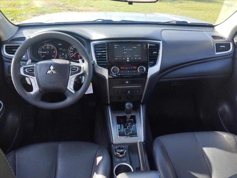  L200 TRITON  2.4 16V Turbo Sport HPE CD 4X4 9