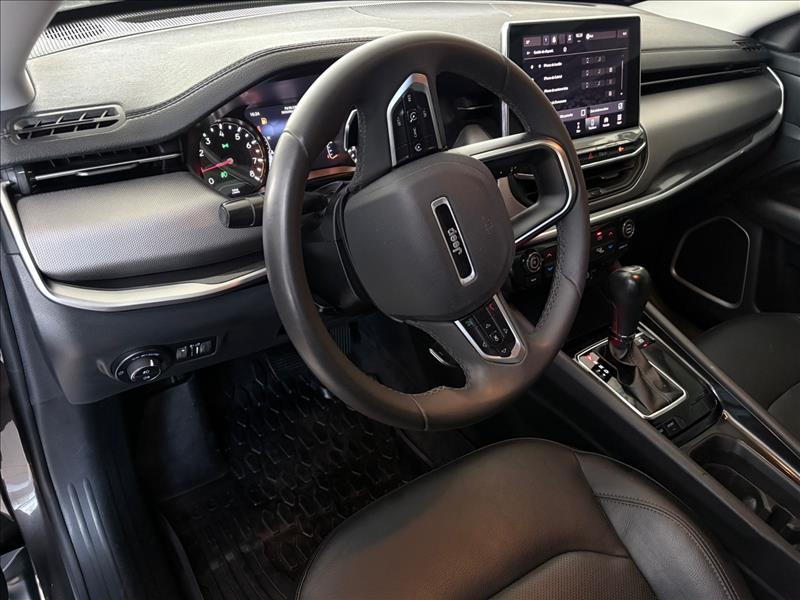  COMPASS  1.3 T270 Turbo Longitude 11